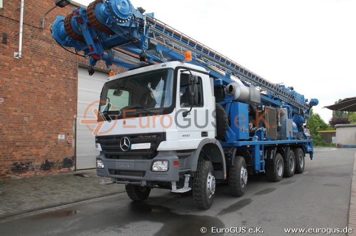 Vertical Drilling Rig 