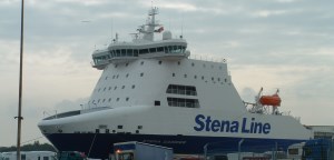 Good transports by ship