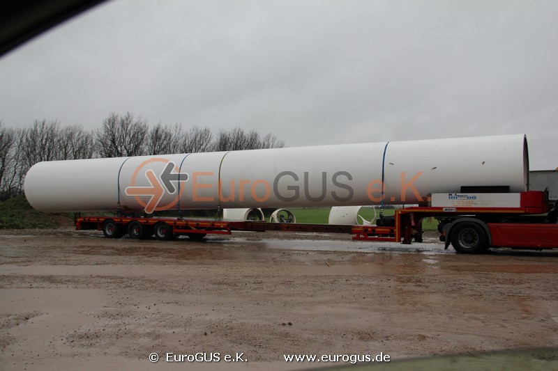 Heavy and oversized transport of a wind turbine Vestas Heavy and oversized transport of a wind turbine Vestas