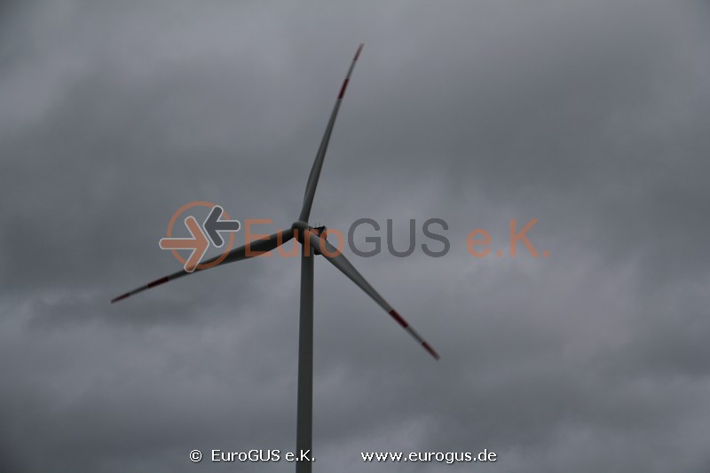 Heavy and oversized transport of a wind turbine Vestas Heavy and oversized transport of a wind turbine Vestas