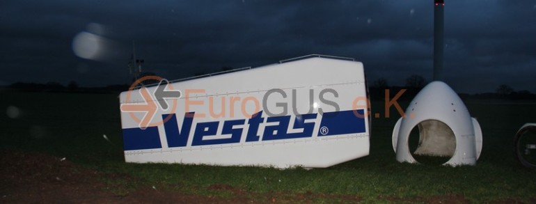Heavy and oversized transport of a wind turbine Vestas V44